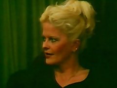 -Dobro-to će biti osceno